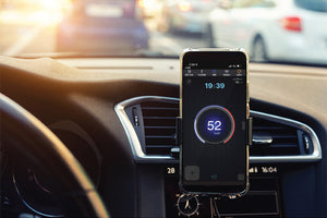 手機裝在車用冷氣口_手機上顯示神盾測速照相的app