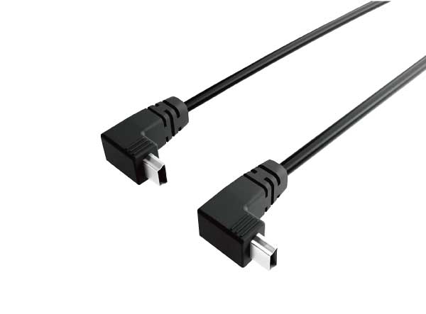進階型電源供應降壓線套組HW1-D的雙線彎頭MINI USB接孔適用於UltraDash C1和UltraDash Z3組合成前後雙鏡頭行車記錄器